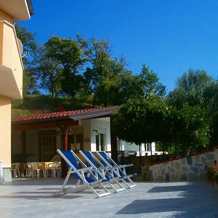 Le Ginestre Bed & Breakfast Foria