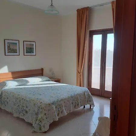 Le Ginestre 3* Foria